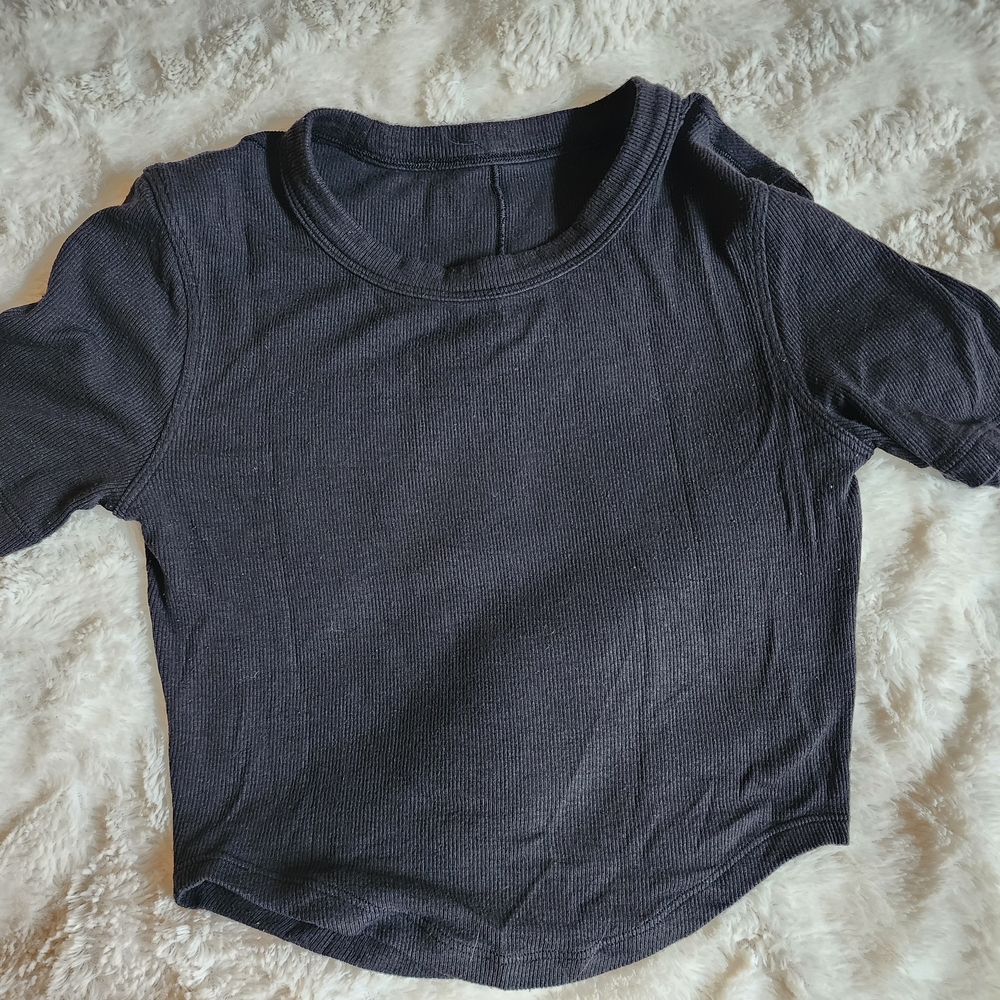 LULULEMON Black Ribbed Short Sleeve Top